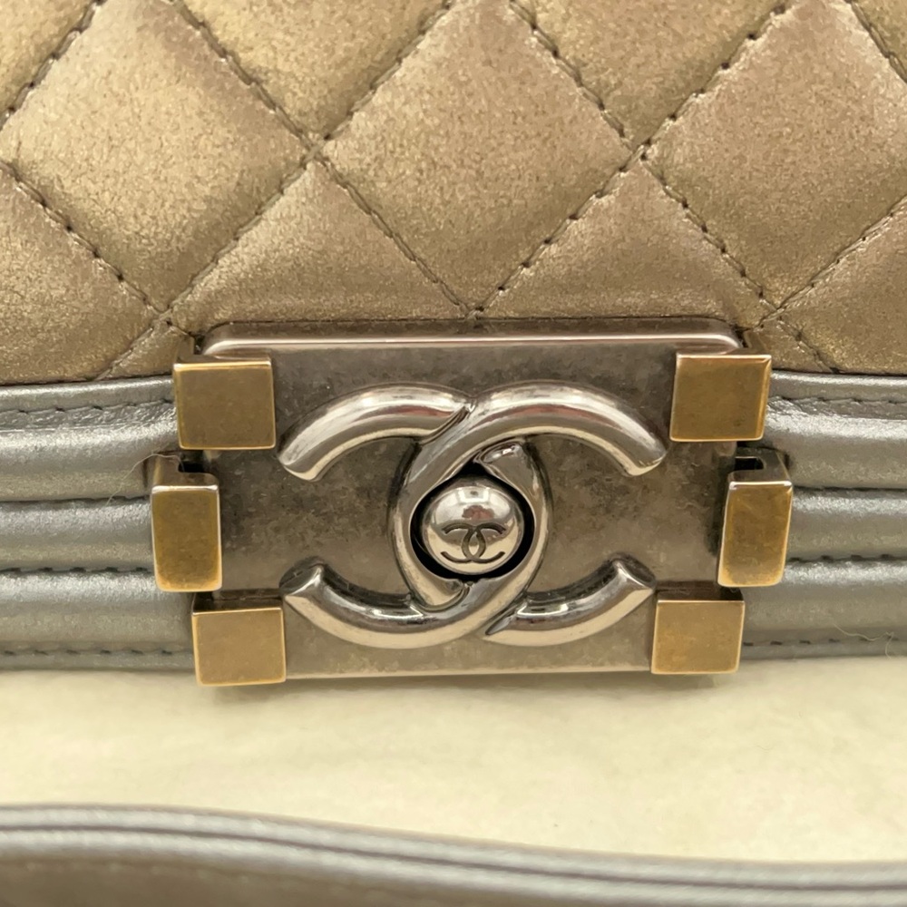 Chanel Metallic Gold and Silver Boy Bag! Stunning combination!🩶💛 - Picture 3 of 17